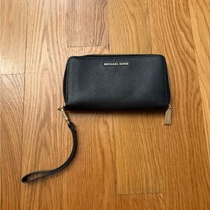 Michael Kors Black Leather Wristlet Wallet